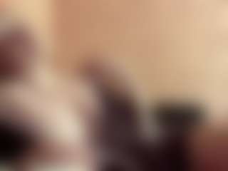 ShellieBuja's Live Sex Cam Show
