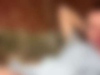 Live cam show with ShellieBuja - Fingers on Camsoda