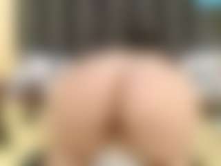 Curvybootyqueenx22s Live-Sex-Cam-Show