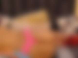 Curvybootyqueenx22's Live Sex Cam Show