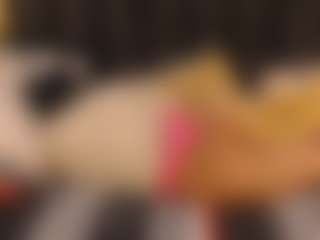 Curvybootyqueenx22's Live Sex Cam Show