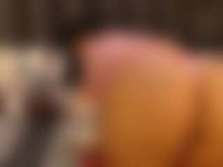 Curvybootyqueenx22's Live Sex Cam Show
