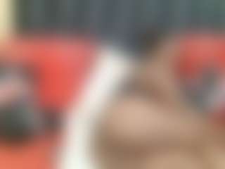 EBONYTIYANA's Live Sex Cam Show