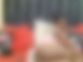 EBONYTIYANA's Live Sex Cam Show