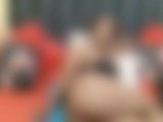 EBONYTIYANA's Live Sex Cam Show
