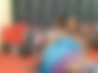 EBONYTIYANA's Live Sex Cam Show