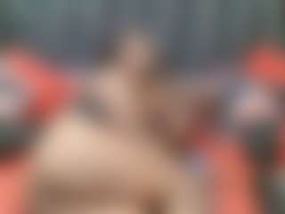EBONYTIYANA's Live Sex Cam Show
