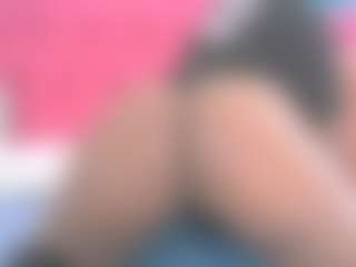 EBONYTIYANA's Live Sex Cam Show