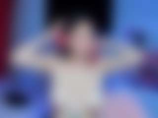 larsonbeverly's Live Sex Cam Show