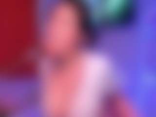 larsonbeverly's Live Sex Cam Show