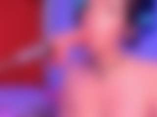 larsonbeverly's Live Sex Cam Show