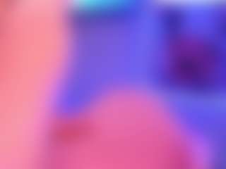 larsonbeverly's Live Sex Cam Show