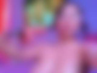 Live cam show with larsonbeverly - HD on Streamer API