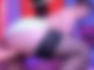 larsonbeverly's Live Sex Cam Show