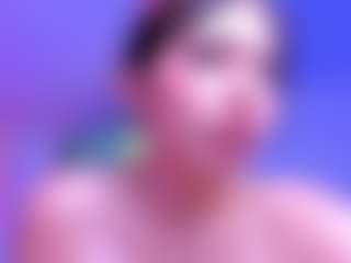 larsonbeverly's Live Sex Cam Show