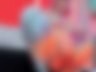 larsonbeverly's Live Sex Cam Show