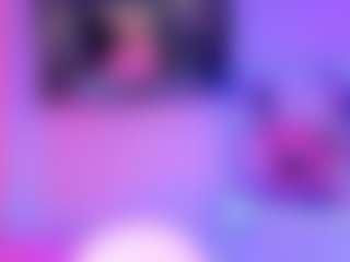 larsonbeverly's Live Sex Cam Show