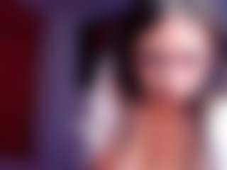larsonbeverly's Live Sex Cam Show