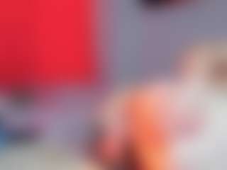 larsonbeverly's Live Sex Cam Show