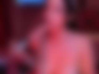 larsonbeverly's Live Sex Cam Show