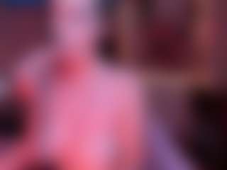 larsonbeverly's Live Sex Cam Show