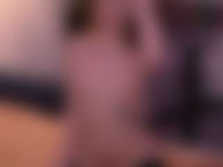Lorenziaa's Live Sex Cam Show