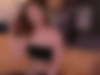 Live cam show with Lorenziaa - Brown Hair Teen (18+) on CamClone