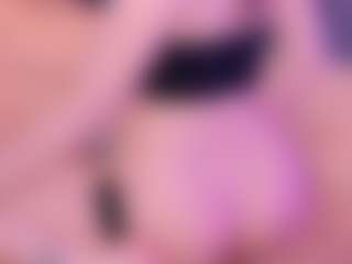 Lorenziaa's Live Sex Cam Show