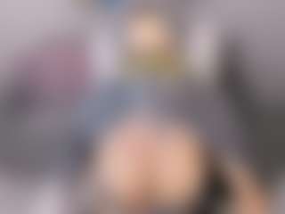 Live cam show with salmma-habibi - Public Curvy on intimatelivegirls.com
