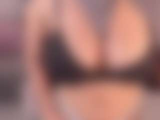 Live cam show with salmma-habibi - Wet on Gym Cam Girls