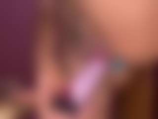Sweetsophy420's Live Sex Cam Show