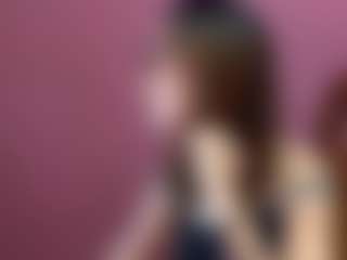 Live cam show with Sweetsophy420 - Nipple Piercings on Stripli.com