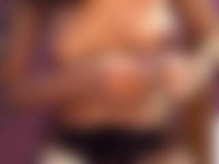 Sweetsophy420's Live Sex Cam Show