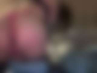 agusvic couple's Live Sex Cam Show