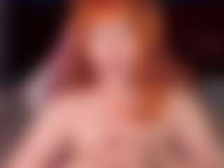 Live cam show with BellaWil-De - Cute on CamClone