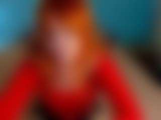 Live cam show with BellaWil-De - Public on Dare Cams