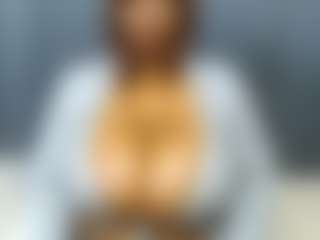 Live cam show with BustyModexx - Oil on Camsoda