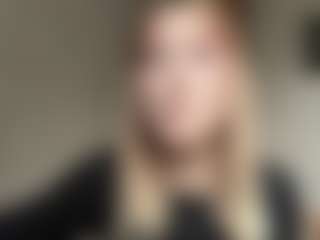 Mia's Live Sex Cam Show