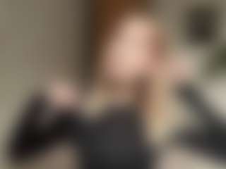 Mia's Live Sex Cam Show
