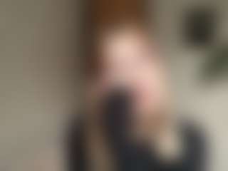 Mia's Live Sex Cam Show