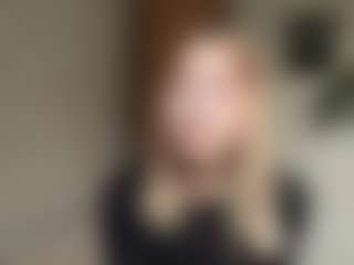 Mia's Live Sex Cam Show