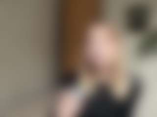 Mia's Live Sex Cam Show
