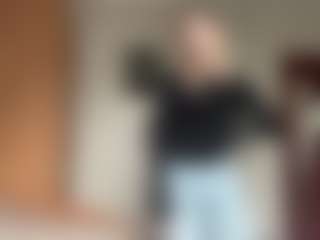Mia's Live Sex Cam Show