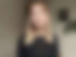 Mia's Live Sex Cam Show