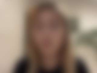 Mia's Live Sex Cam Show