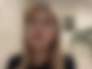 Mia's Live Sex Cam Show