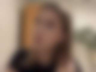 Mia's Live Sex Cam Show