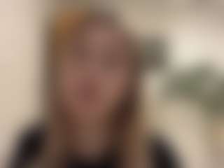 Mia's Live Sex Cam Show
