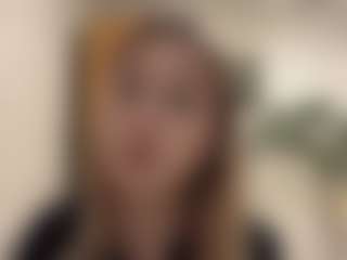 Mia's Live Sex Cam Show