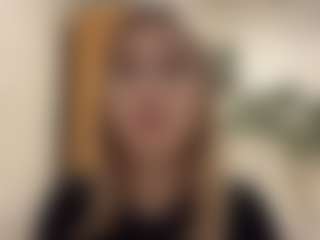 Mia's Live Sex Cam Show
